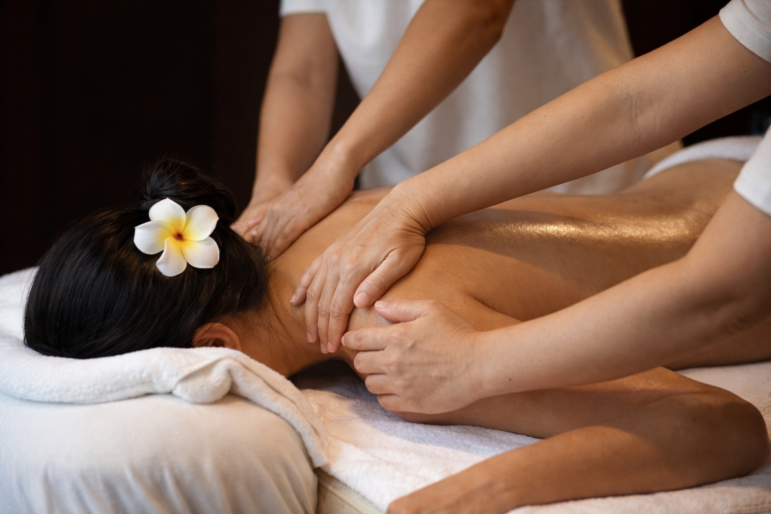 Sultan Massage (4 Hands)